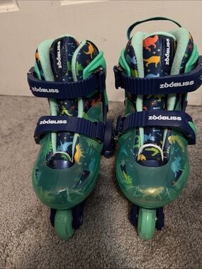 Bliss Kids' Navy & Green Dino Adjustable Roller Skates